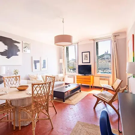 Cabana & Clin D'oeil Sur Le Vieux Port Apartment *